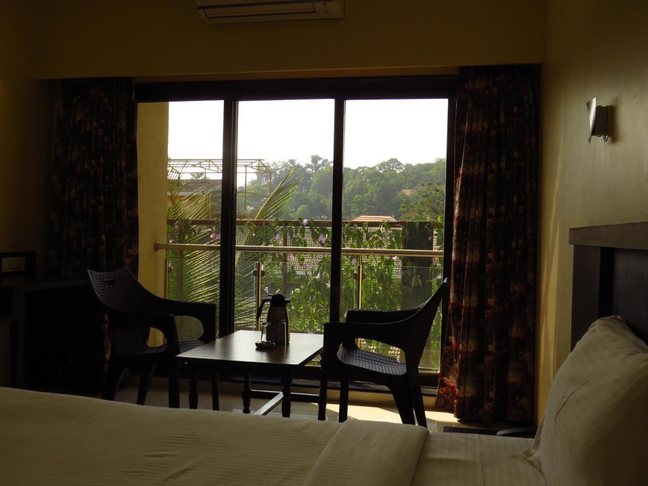 City Palace Resort Lonavala Exterior photo